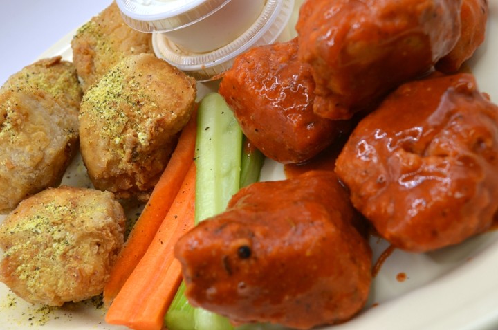 12 BONELESS WINGS