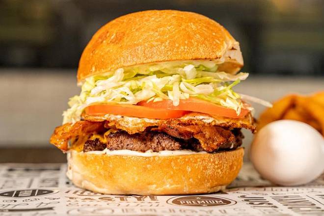 12.Bacon Royal Burger.