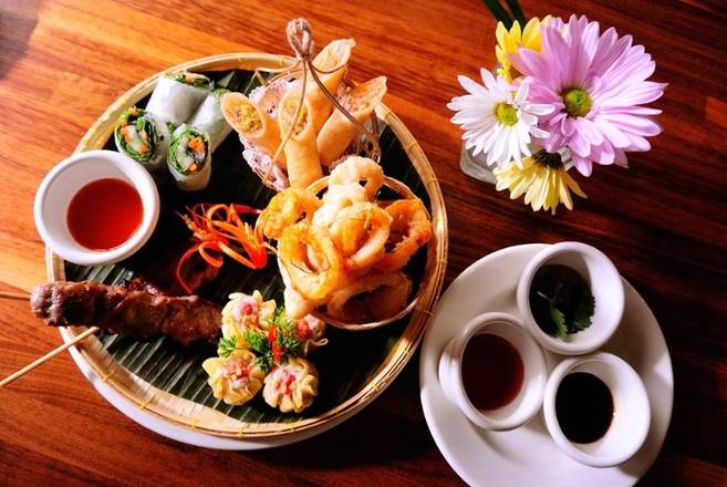 26 Thai Platter