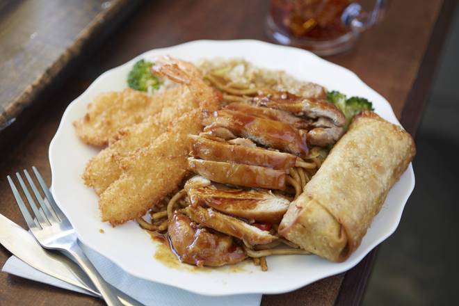 #3 Combo: 3 Pcs Fried Shrimp, Egg Roll, and Teriyaki Chicken
