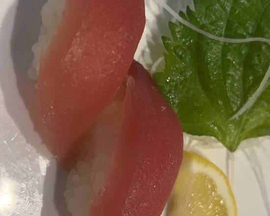 3. Sashimi Tasting (9 Pieces)