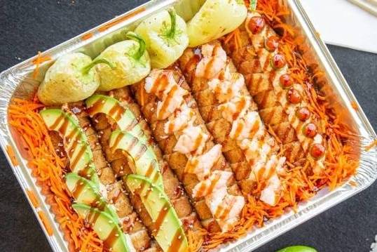 5 roll sushi tray