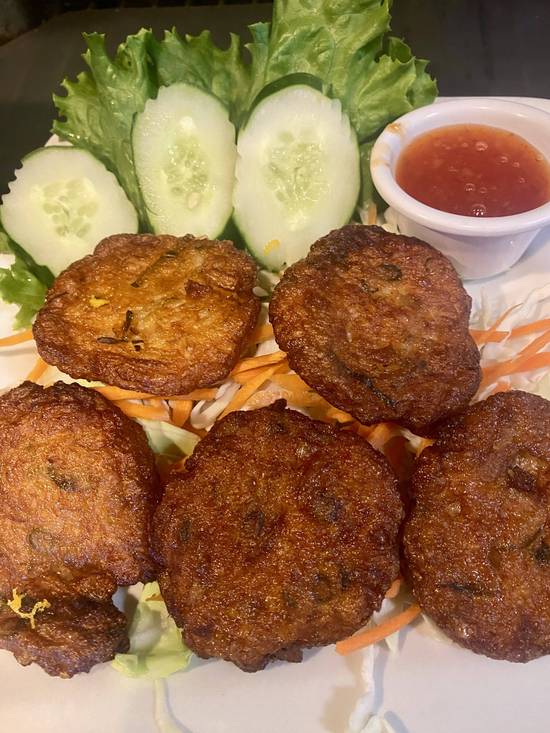 8. Fried Fish Patties (Tod Mun Pla)
