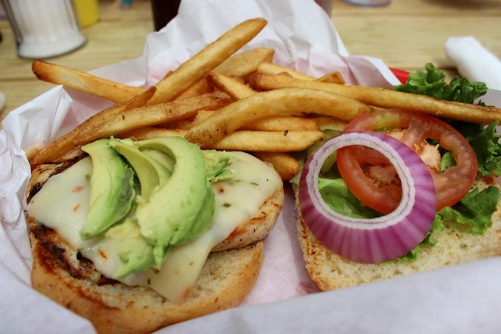 Avocado Grill Chkn Sand