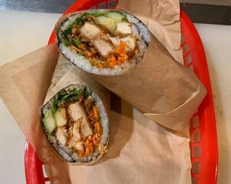 Black Pepper Chicken Roll