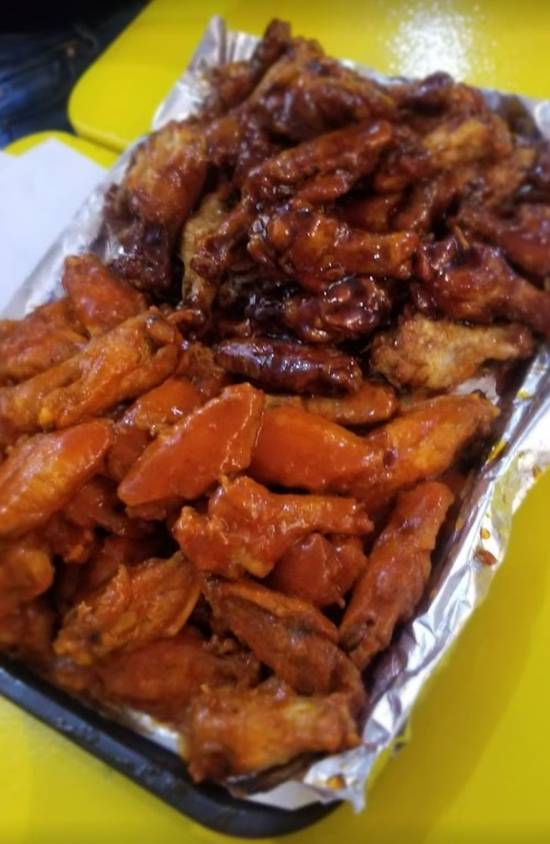 Bone-in Wings (72) - Mega Bucket