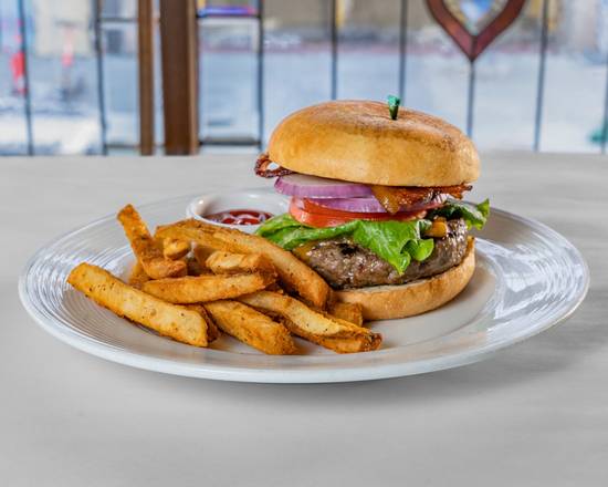 Broiled 1/2 Lb Deluxe Burger