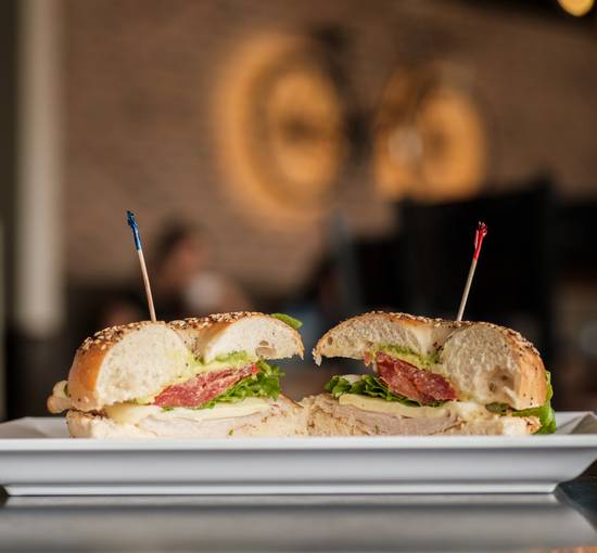 Bubba Club (lunch served starting at 11a daily)