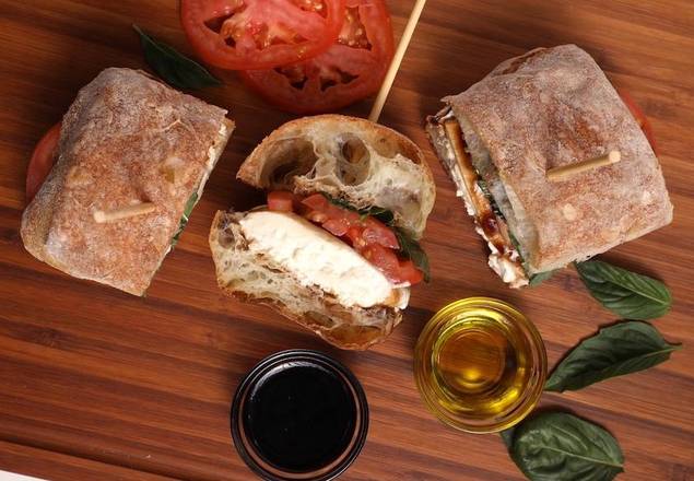 Caprese Sandwich