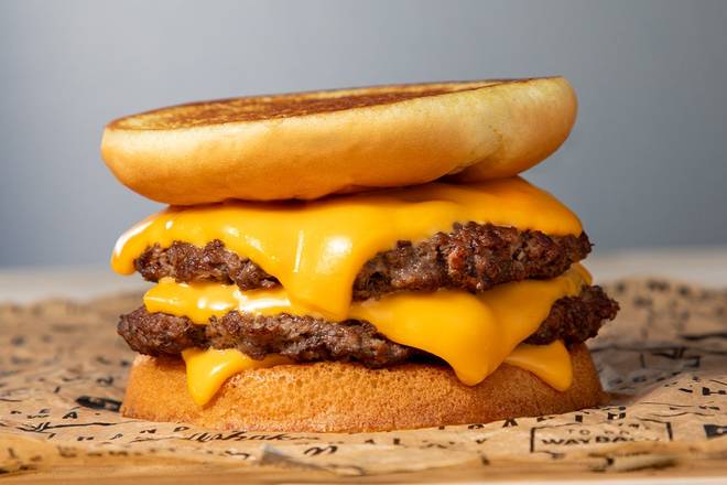 CHEEEESY BURGER