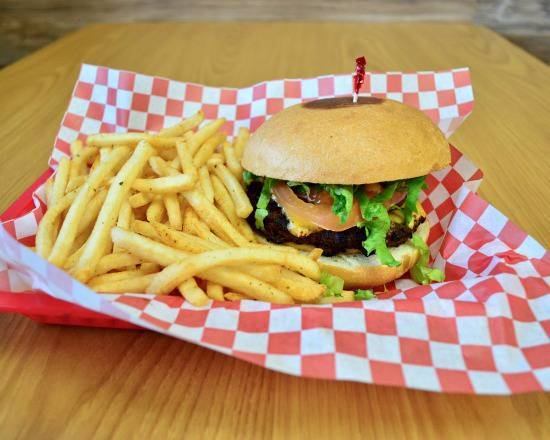 Cheeseburger Combo
