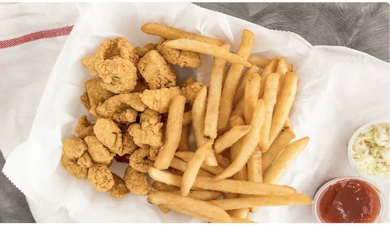 Chicken Nuggets (9 pcs) With Fries