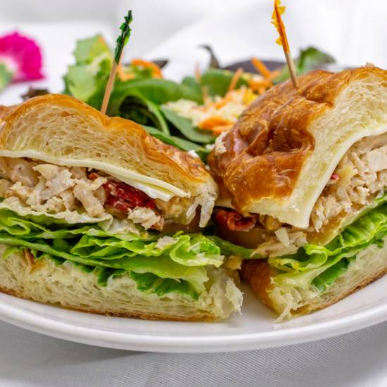 Chicken Salad Sandwich w/side salad