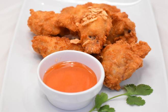 Crispy Garlic Wings