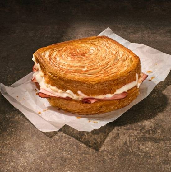 Croque Monsieur Croissant Toast
