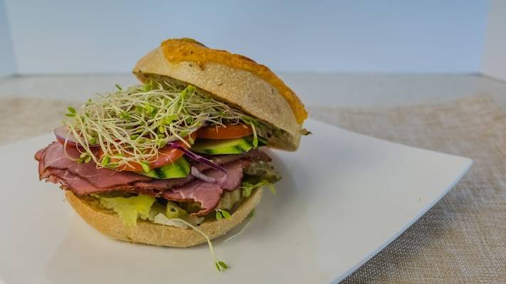 Deli Roast-Beef Sandwich
