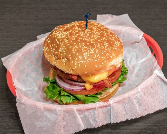 Deluxe 1/2 Lb (With Cheese & Bacon)