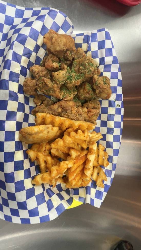 Fried Chicken / Fries