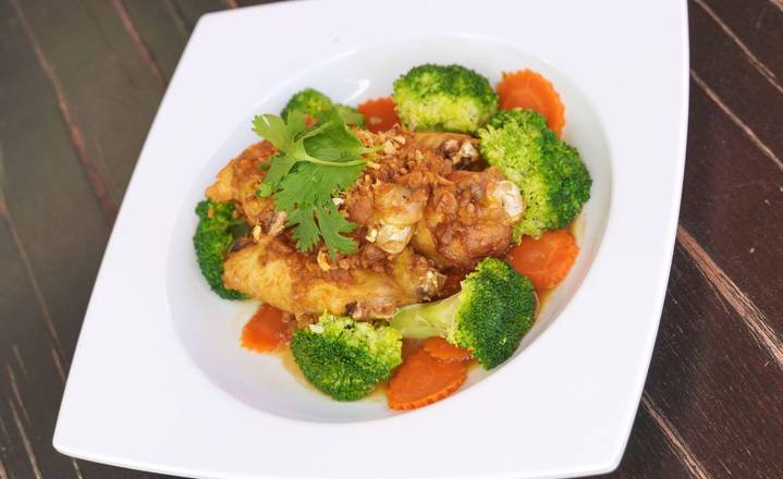 Garlic Wings (5)