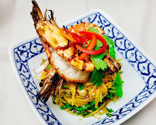Grilled Prawn Mango Salad