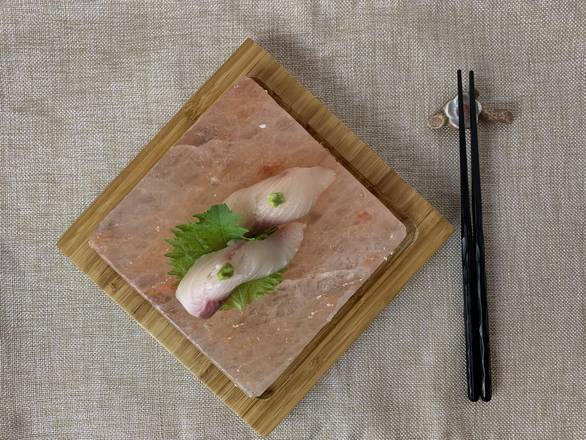 Hamachi Toro Nigiri Sushi (2 pcs)
