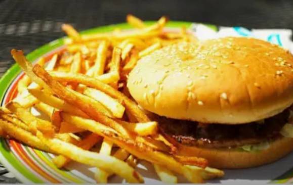 Hamburger/fries
