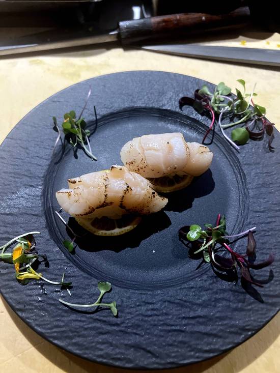 Hotate (Scallop) Sushi