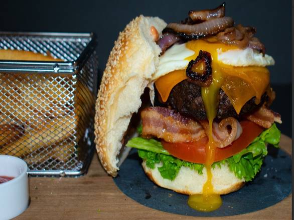 House Burger Meal