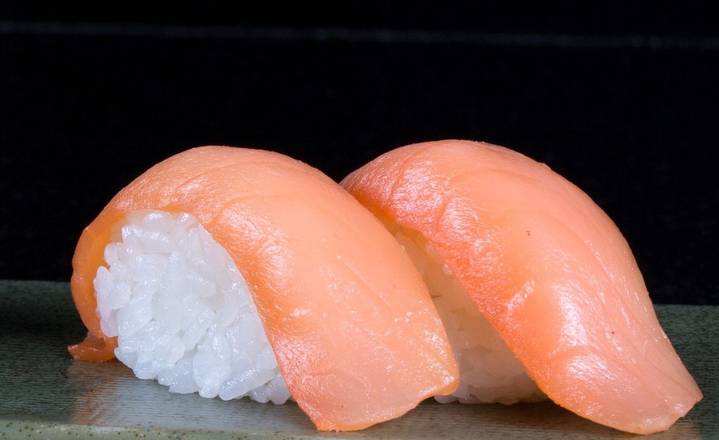 N4. Smoked Salmon*