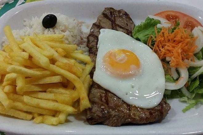 Portuguese Steak with egg / Bife Portuguesa com ovo