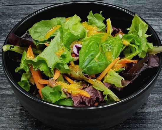 Salad with ginger