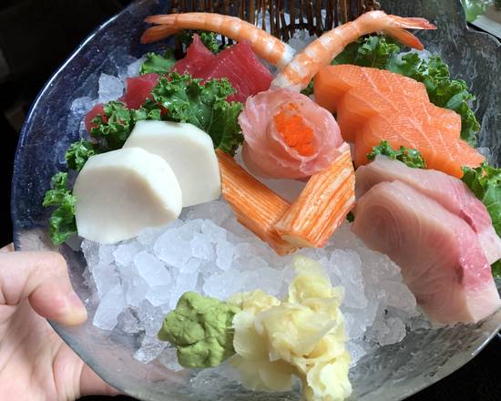 Sashimi Deluxe