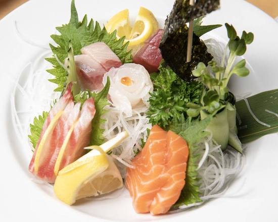 Sashimi Plate (10 pcs)