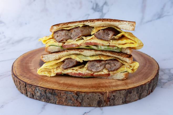 Sausage Breakfast Sandwich 🥪