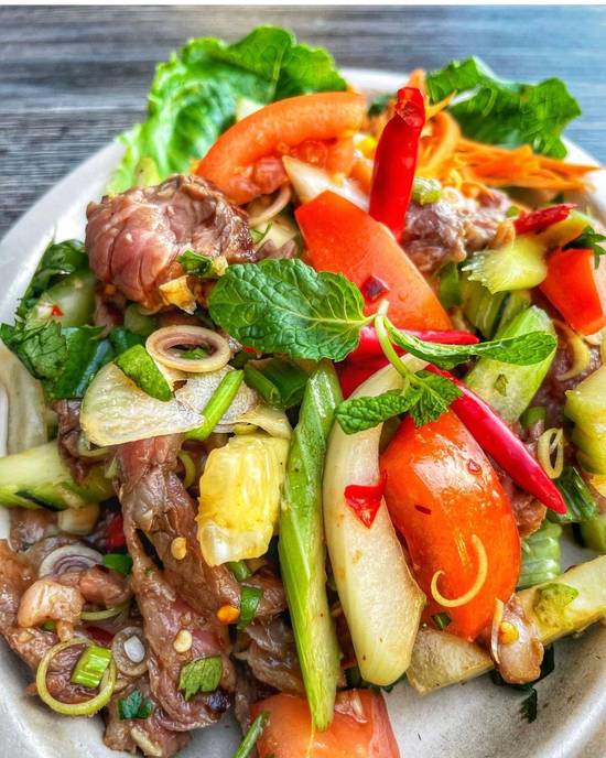 thai RIBEYE beef salad