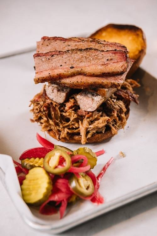 THE BEAST SANDWICH - 1 POUND OF MEAT