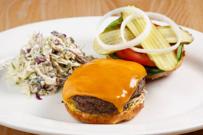Traditional Cheeseburger
