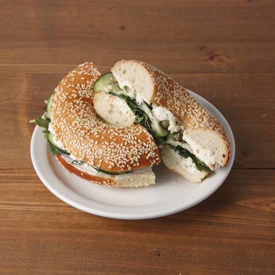 VEGGIE DE-LUXE BAGEL SANDWICH